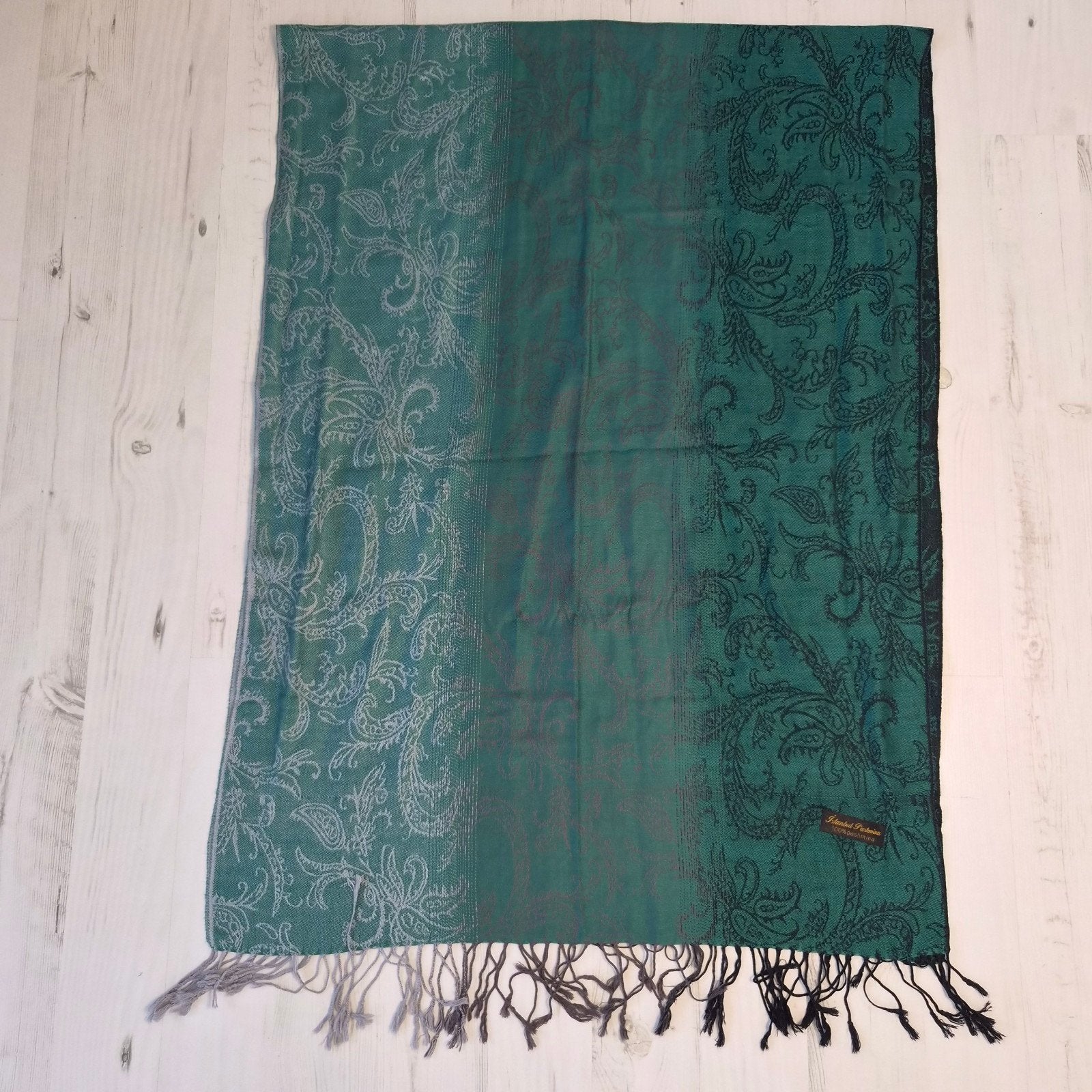 Pashmina sjaal turkooisgroen 100% pashmina 70x195, Maat 46/48 (XL) of groter, Ophalen of Verzenden, Zo goed als nieuw, Pashmina