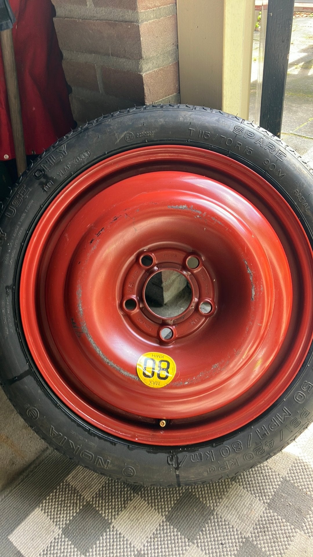 Nokia noodwiel Saab, T115/70 R15, 5 gaats, ongebruikt, Ophalen, Banden en Velgen, Nieuw, Personenwagen