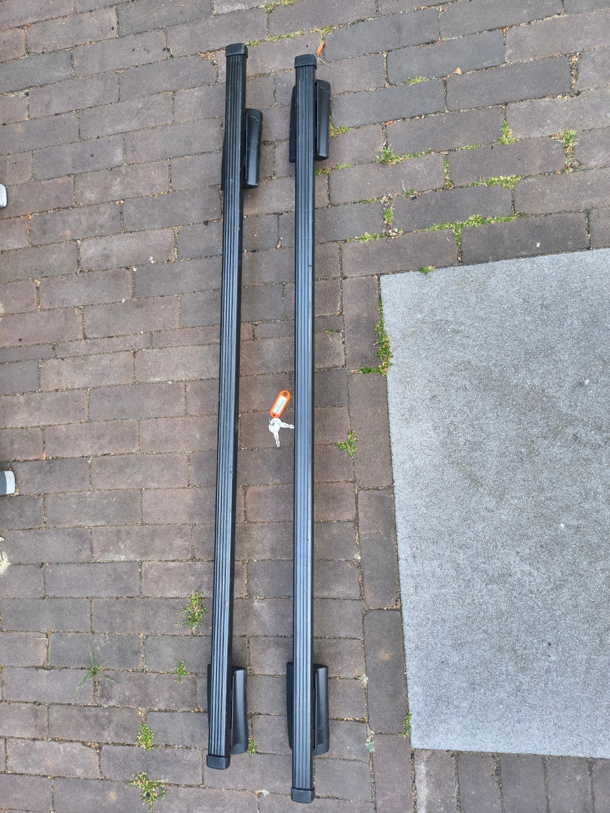 Thule dakdragers skoda karoq 2022- Gebruikt, Ophalen, Gebruikt