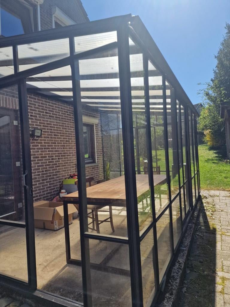 Ruime serre/tuinkas met aluminium frame en polycarbonaat dak, Gebruikt, Muurkas, Ophalen of Verzenden, Glas