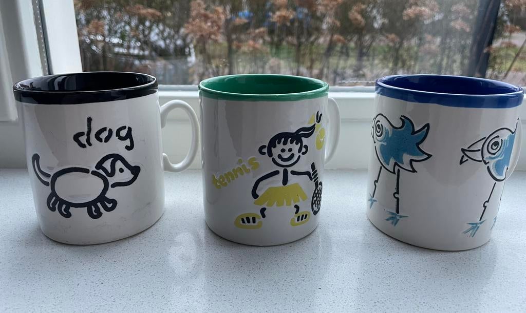 3x nieuwe Keramieke Mokken JUST MUGS - 9 cm, Ophalen of Verzenden, Zo goed als nieuw, Overige stijlen, Kop(pen) en/of Schotel(s)