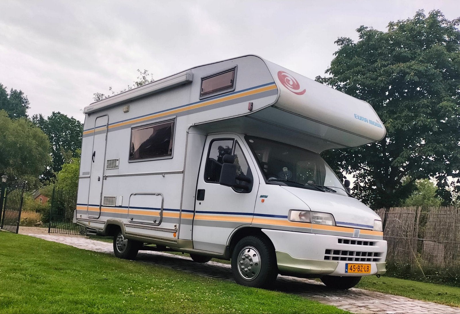 Caravans And Camping Ruime