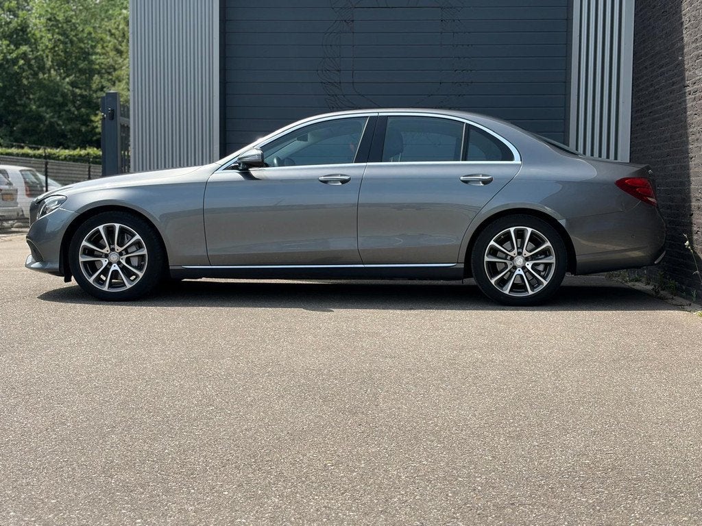 Mercedes-Benz E-klasse 350 e Lease Edition Automaat|Camera|E, Automaat, Achterwielaandrijving, Gebruikt, Euro 6