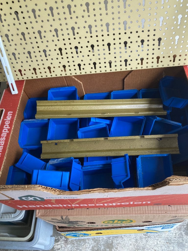 Opbergbakjes, Doe-het-zelf en Verbouw, Kratten en Dozen, Ophalen, Doos, 100 cm of meer, 60 cm of meer