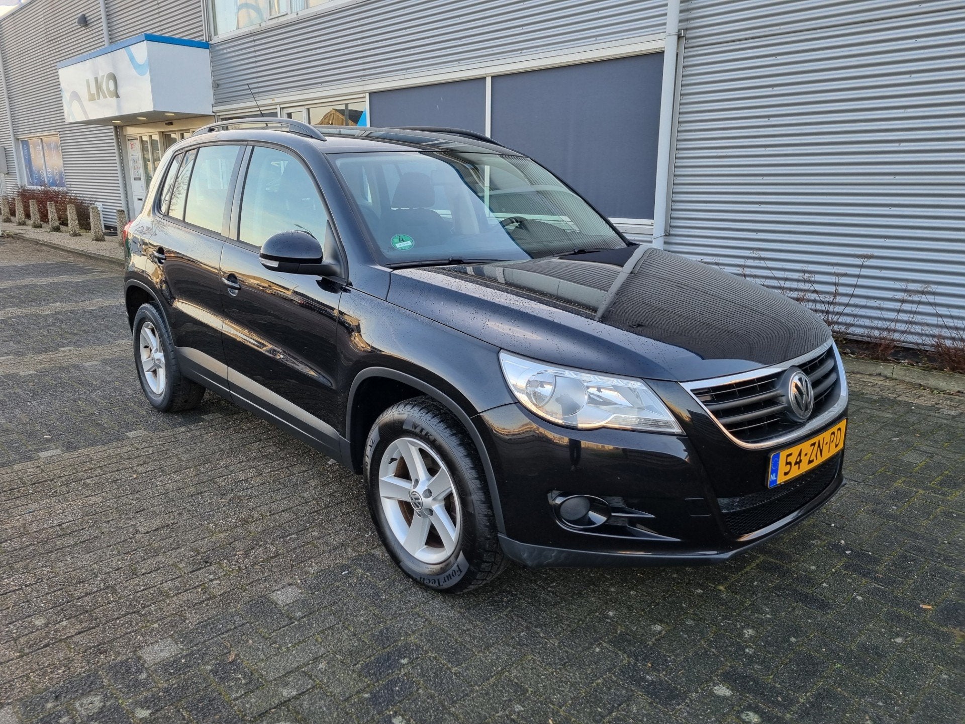 Volkswagen Tiguan 1.4 TSI Comfort&Design 4Motion Clima Bj:20, Gebruikt, 4 cilinders, Zwart, Origineel Nederlands