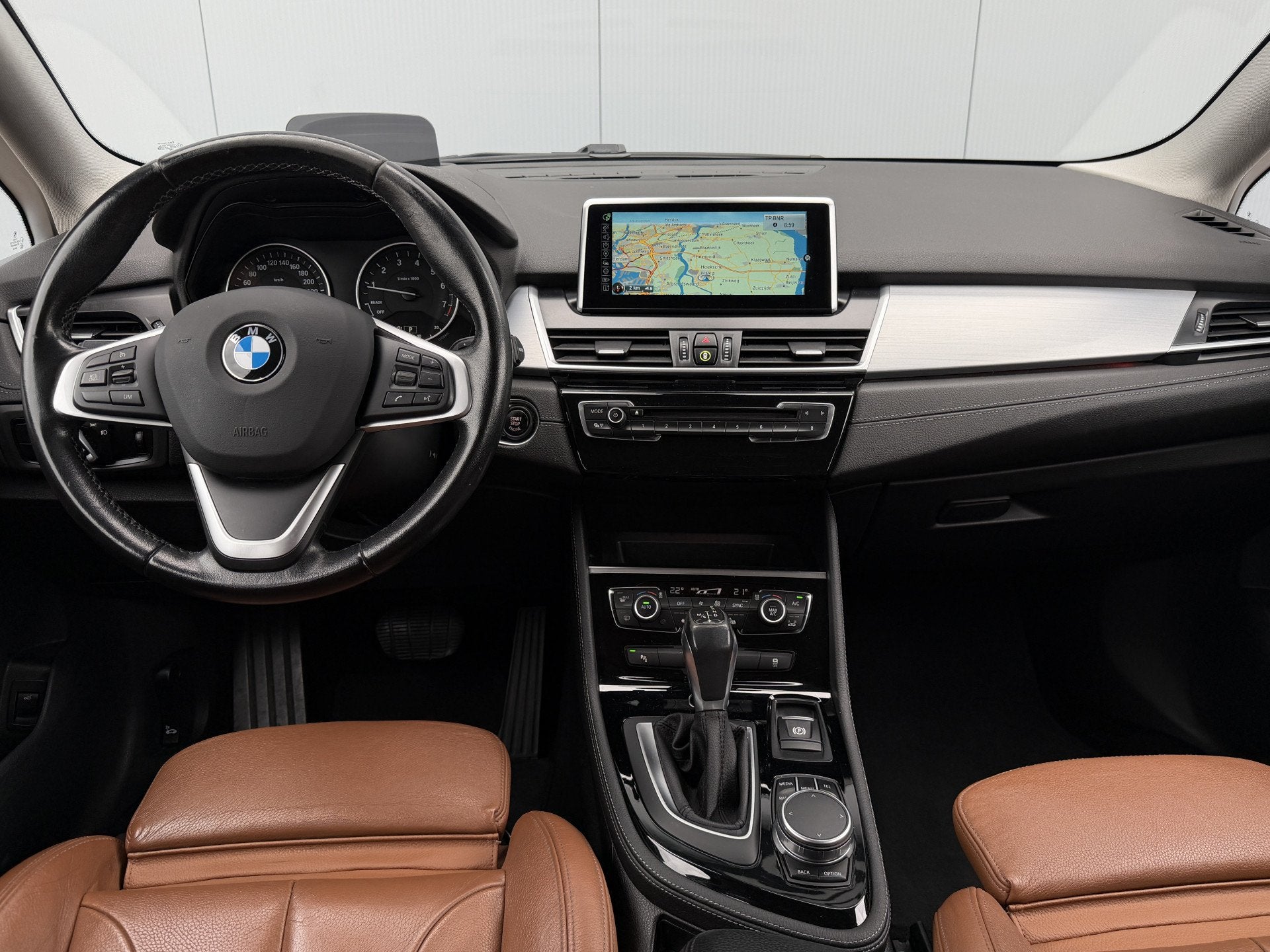 BMW 2 Serie Active Tourer 220i High Executive Automaat Navig, 1998 cc, 730 kg, Gebruikt, Euro 6