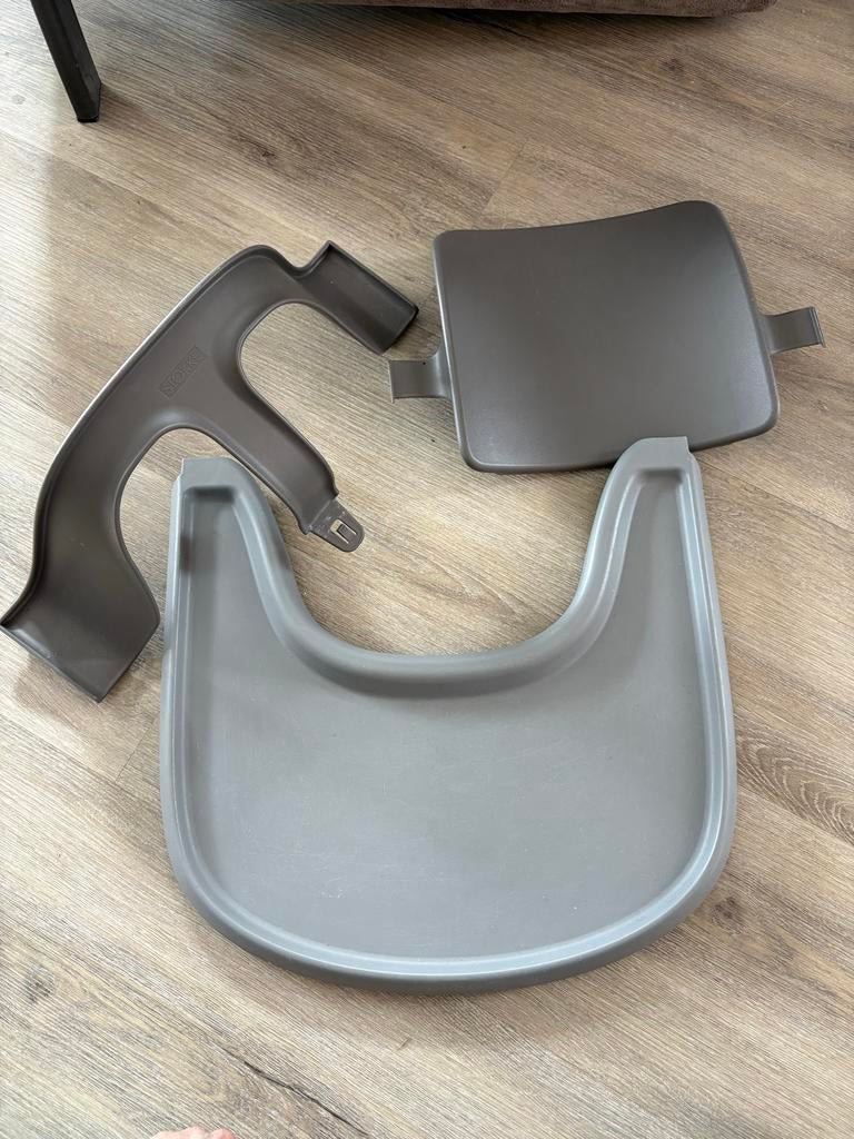 Stokke Tripp Trapp Babyset V2 Grijs, Ophalen, Zo goed als nieuw, Meegroeistoel, Stoelverkleiner