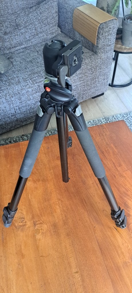 manfrotto statief  055XPROB met 486RC2 balhoofd, Ophalen of Verzenden, Zo goed als nieuw, Driepoot, Met balhoofd