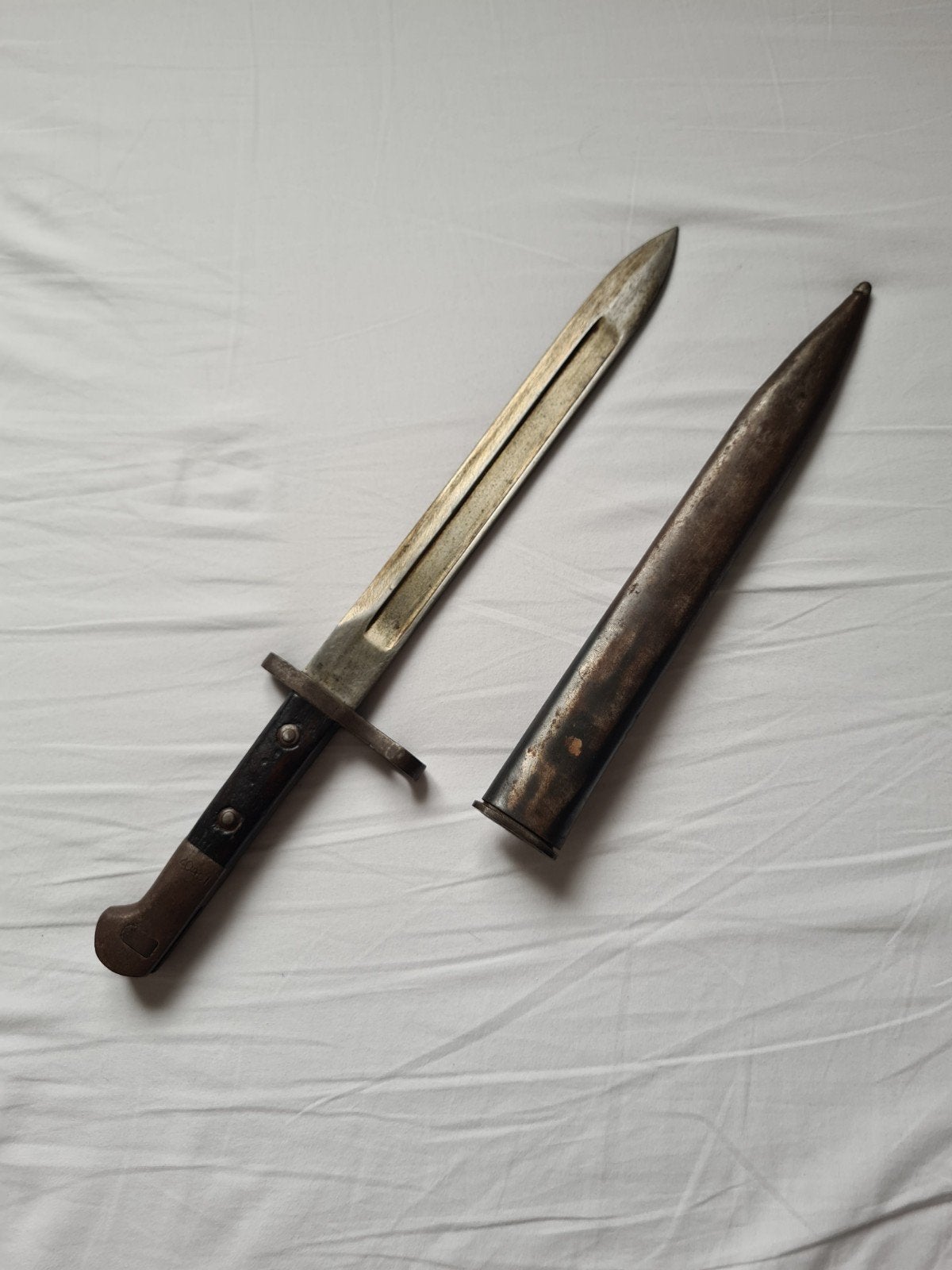 Antieke Bajonet met Schede, Ophalen of Verzenden, Landmacht, Overige gebieden, Mes of Dolk
