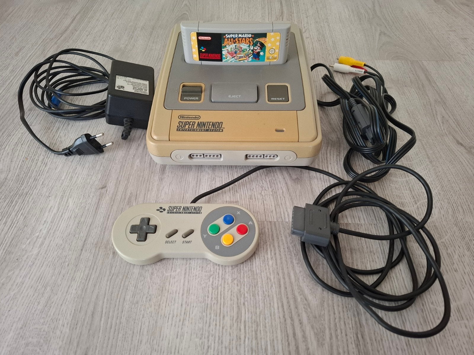 Super Nintendo SNES console met Super Mario Allstars, Spelcomputers en Games, Ophalen of Verzenden, Gebruikt, Met 1 controller