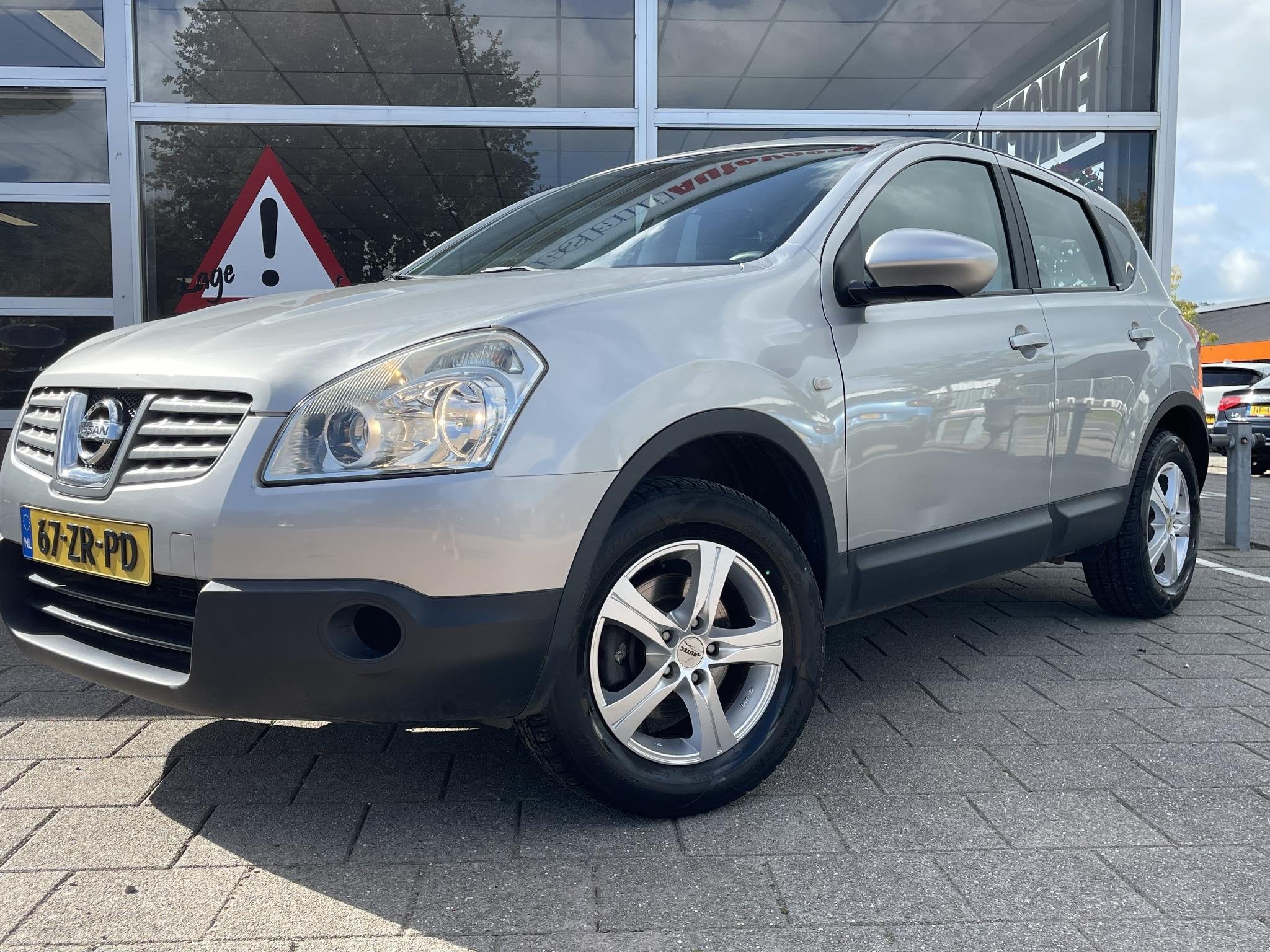 Nissan Qashqai 2.0 Acenta /Automaat/Cruise/Clima/APK 9-2027/, Stof, Gebruikt, Verwarmde buitenspiegels, 4 cilinders