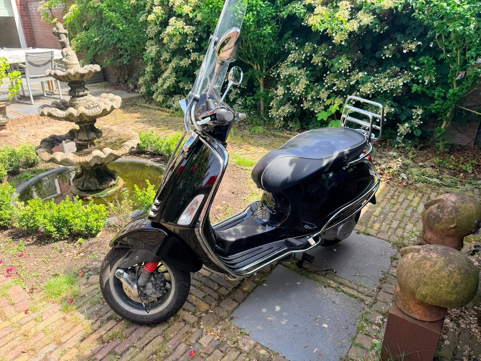 Vespa Sprint, 2021 lage km stand 8282 km, goed onderhouden, Fietsen en Brommers, Scooters | Vespa, Gebruikt, Vespa S, Maximaal 45 km/u