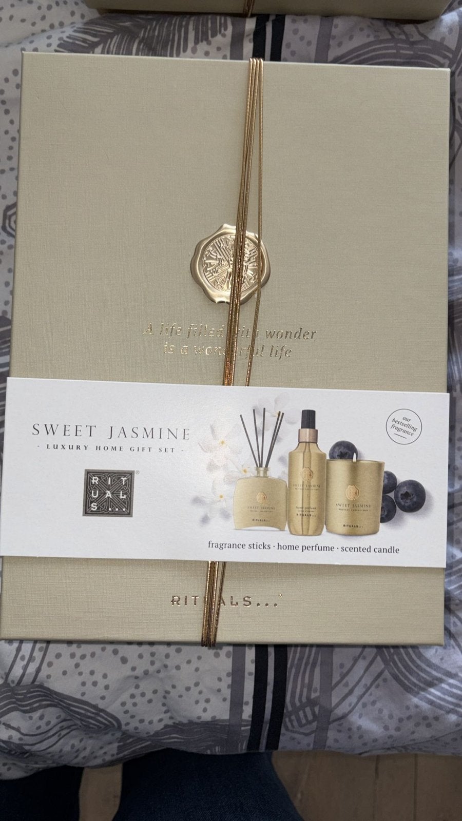 Rituals Giftset Sweet Jasmine - Luxe Home Collectie, Nieuw, Ophalen of Verzenden, Glas, Goud