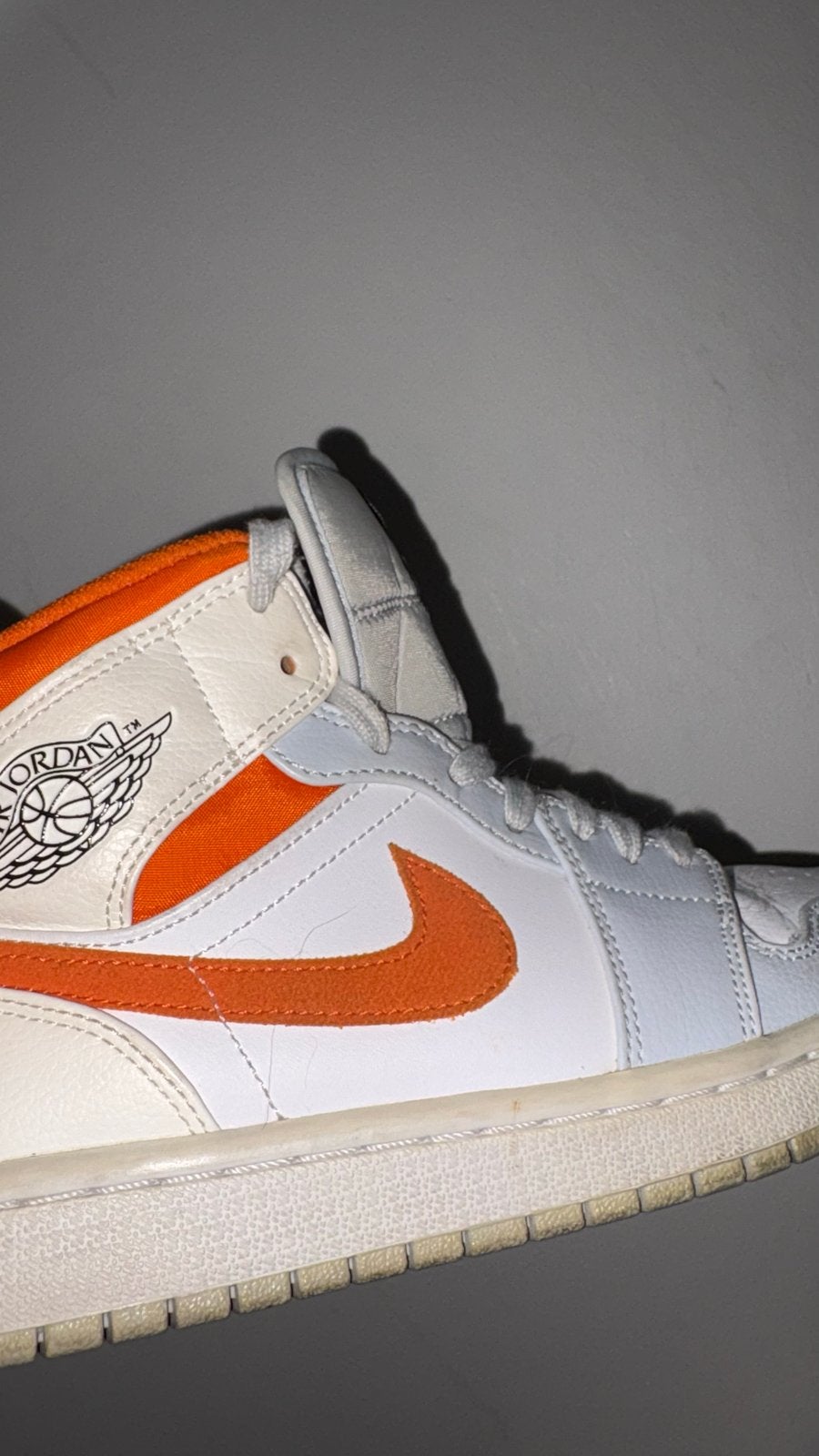 Air Jordan 1 Mid Starfish Maat 40 (US 7) CW7591-100, Ophalen of Verzenden, Gedragen, Oranje, Sneakers of Gympen