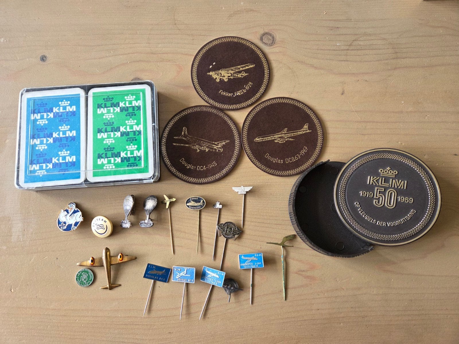 KLM Speelkaarten, Speldjes en Onderzetters Collectie, Ophalen of Verzenden, Gebruikt
