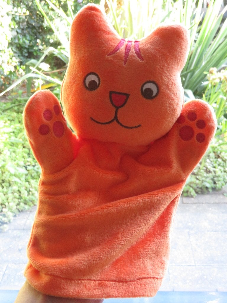 Handpop poes kater Dikkie Dik Jet Boeke poppenkastpop, Oranje, Ophalen of Verzenden, Zo goed als nieuw, Wasbaar