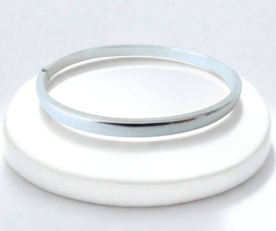 Mooie strakke 925 zilveren lichte SLAVENARMBAND!