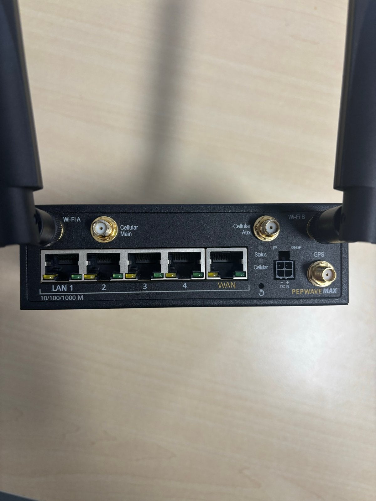 Pepwave MAX BR1 Pro LTEA Router met Axxess Marine AX50W, Ophalen of Verzenden, Gebruikt, Router met modem