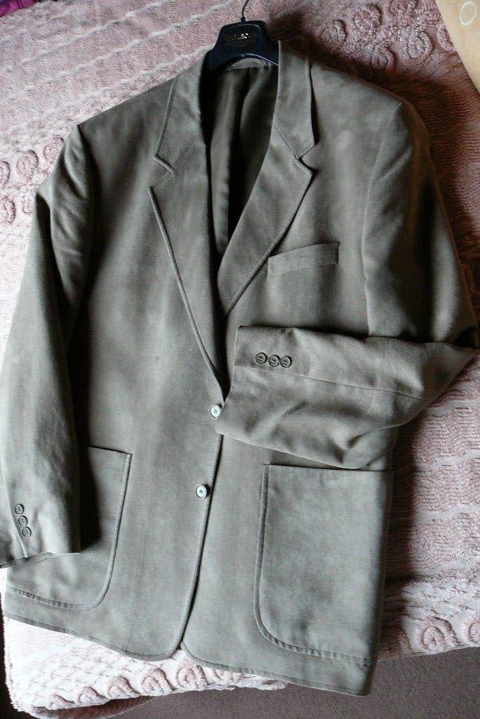 colbert Suèdine leverkleur gedragen 15 euro, Kleding | Heren, Maat 52/54 (L), Ophalen of Verzenden, Gedragen, Overige kleuren