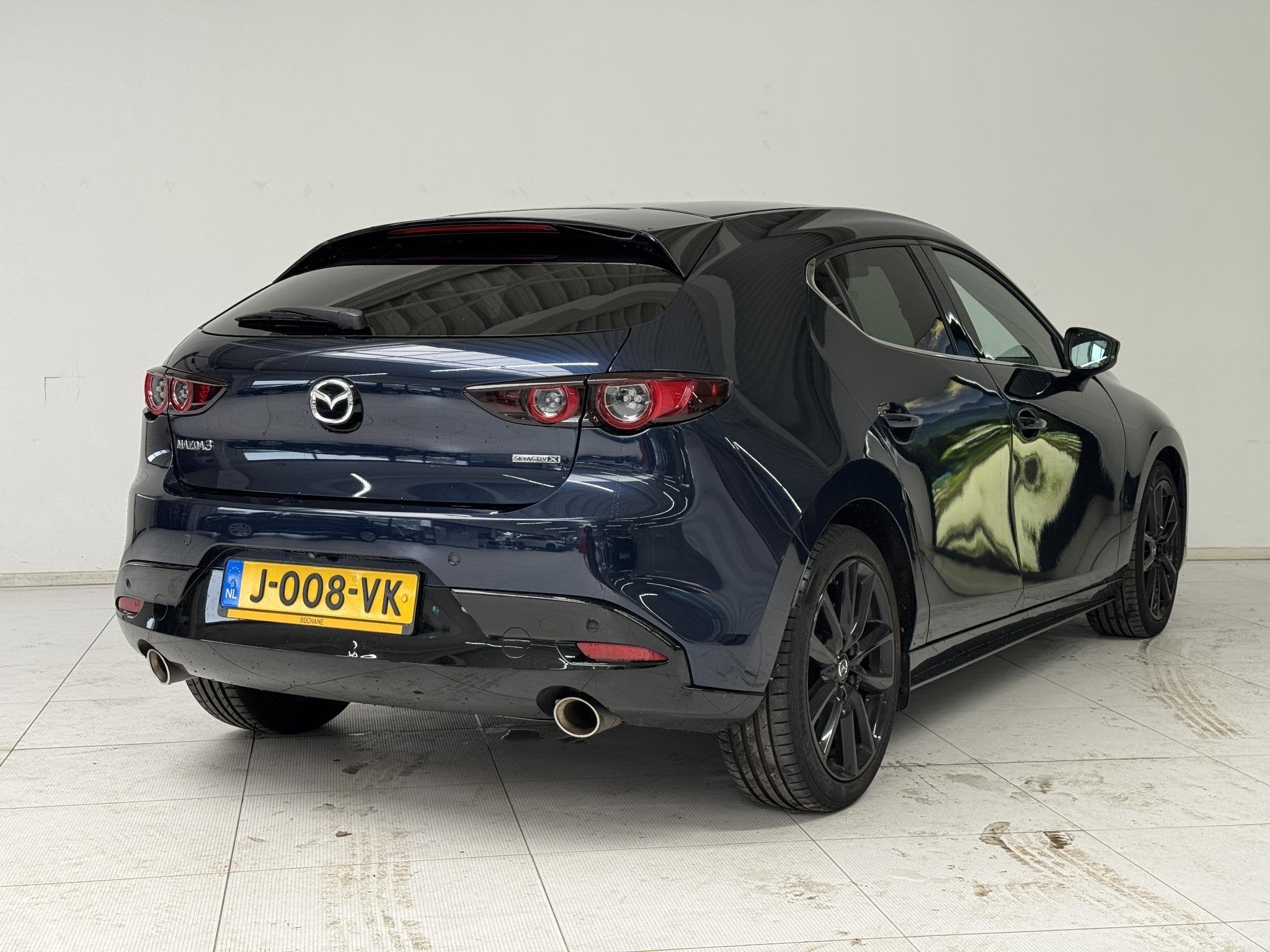 Mazda 3 2.0 e-SkyActiv-X M Hybrid 180 Luxury | BOSE-Audio |, Auto's, Mazda, 1998 cc, Gebruikt, Met garantie (alle), Bedrijf