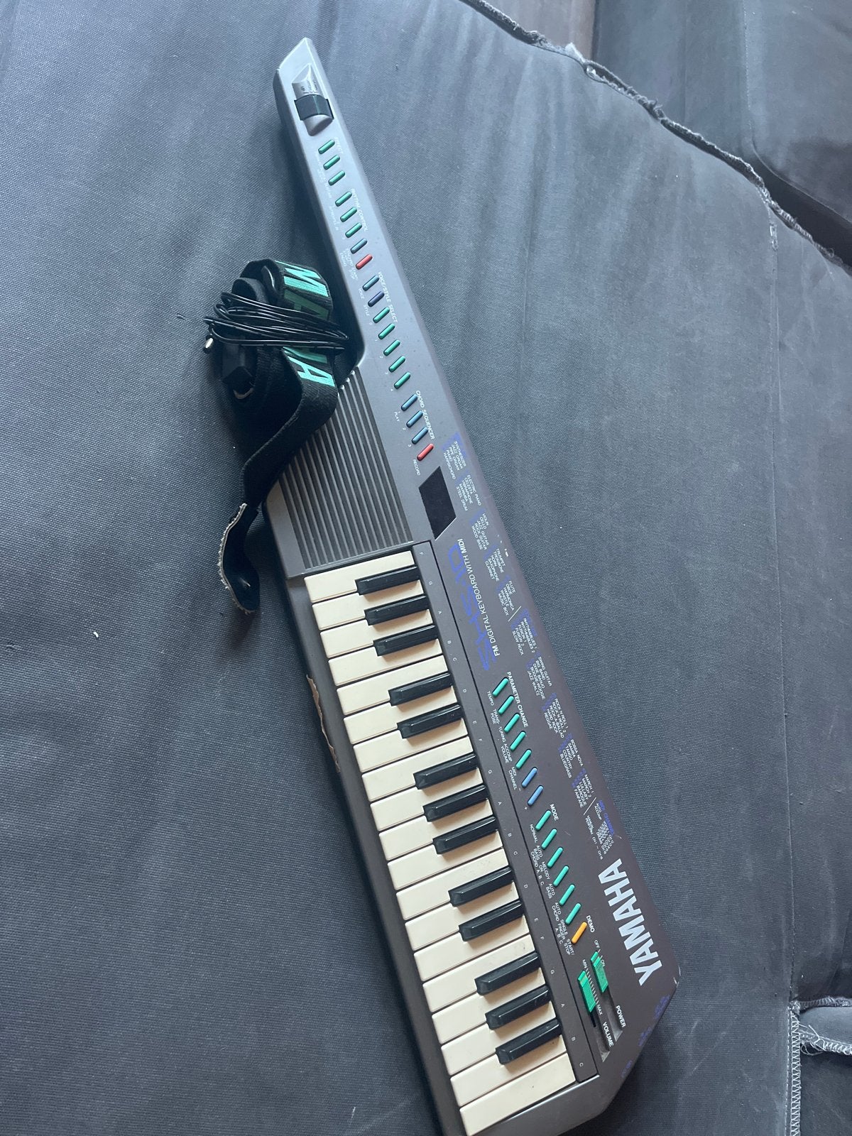 Yamaha SHS-10 Keytar - Werkt perfect (één toets defect), Gebruikt, Midi-aansluiting, Yamaha, Overige aantallen