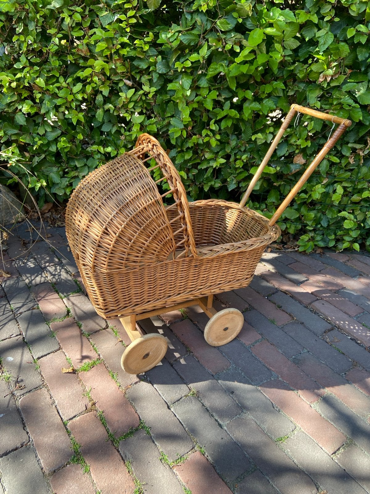 Vintage rieten poppenwagen, Ophalen, Gebruikt, Overige typen