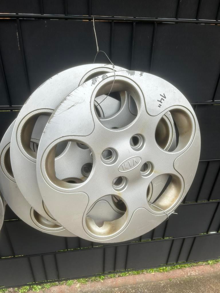 14 inch Kia Wieldoppen Origineel, Ophalen of Verzenden, Gebruikt