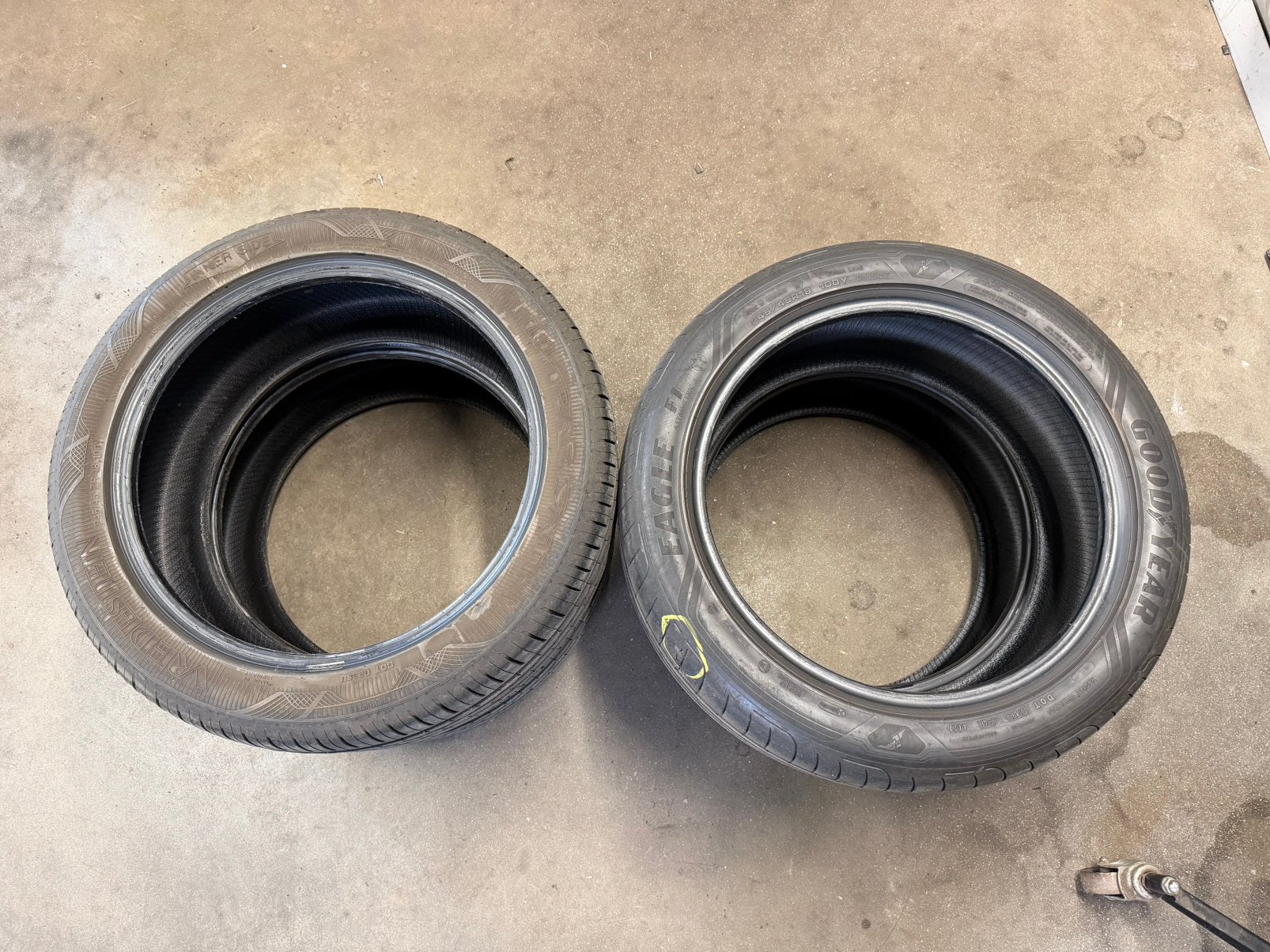 Vredestein Ultrac / Goodyear Eagle F1 zomerbanden 245 45 18, Ophalen, 18 inch, 245 mm, Band(en)