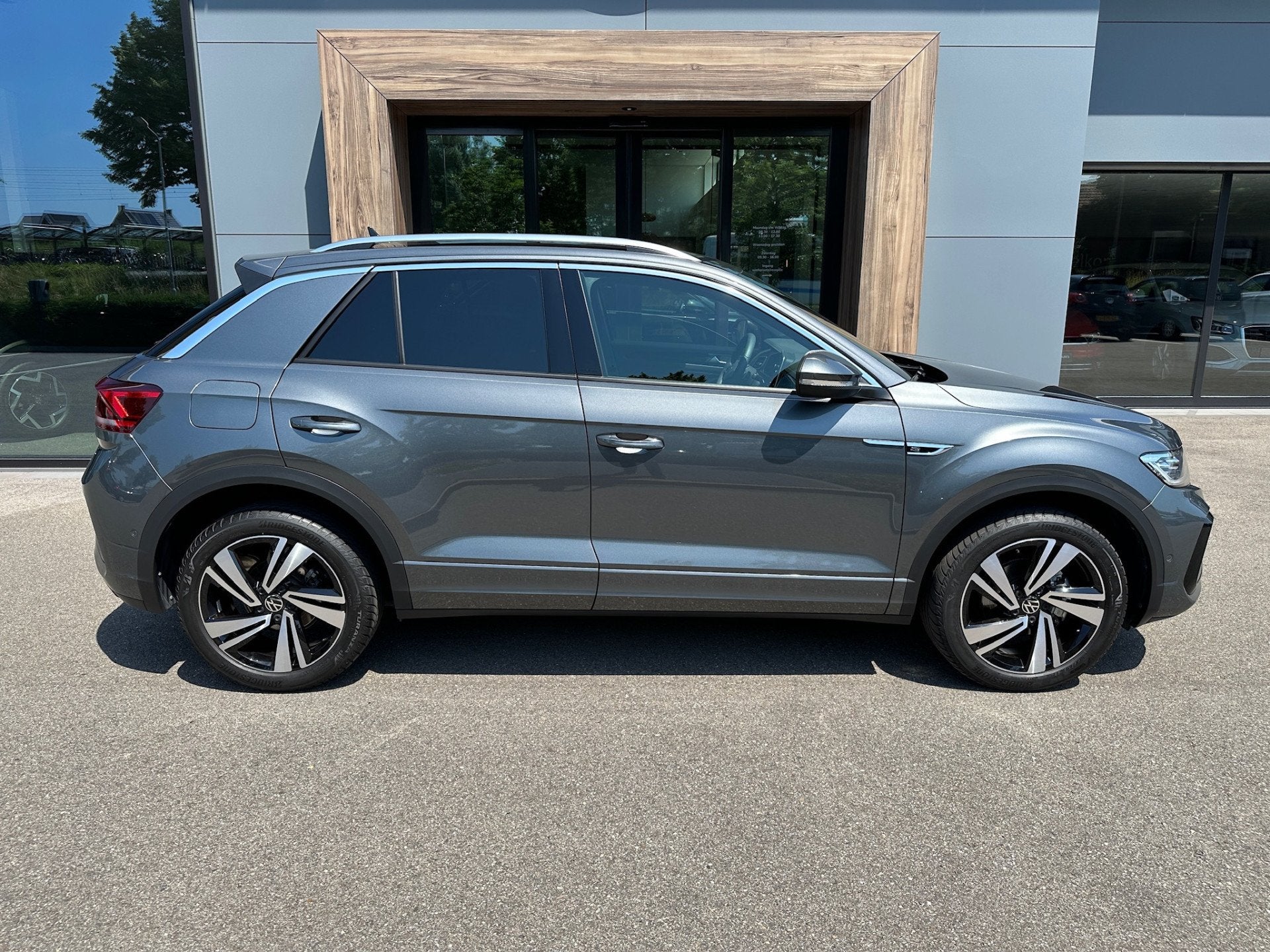 Volkswagen T-Roc 1.5 TSI 150pk DSG R-Line | Camera | Keyless, Auto's, Volkswagen, 12 maanden, 4 cilinders, Alcantara, SUV of Terreinwagen