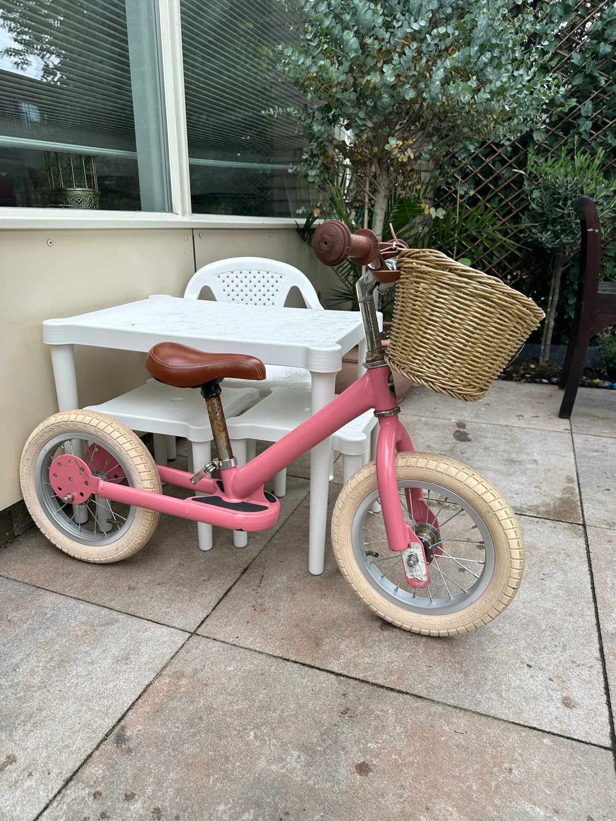 Trybike loopfiets roze met mandje, Ophalen of Verzenden, Gebruikt, Minder dan 16 inch