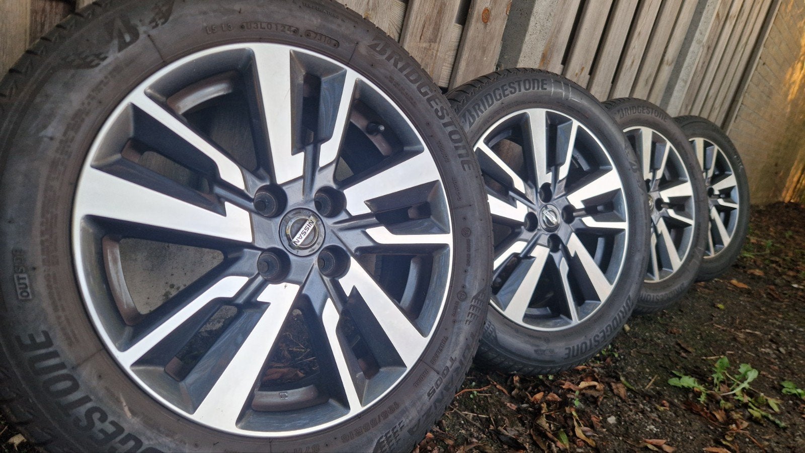 Nissan Micra 16 inch Velgen bi-color bridgestone zomerset, Ophalen, Gebruikt, 16 inch, Banden en Velgen
