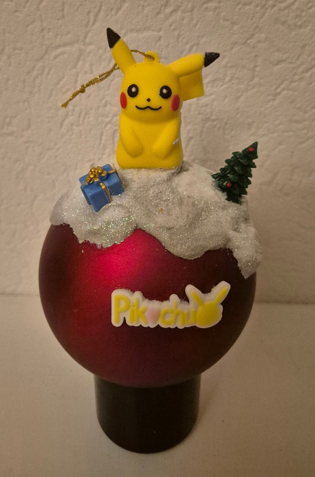 Leuke Verschillende kerstballen met
POKÉMON PIKACHU, Ophalen of Verzenden, Zo goed als nieuw, Beeldje of Figuurtje