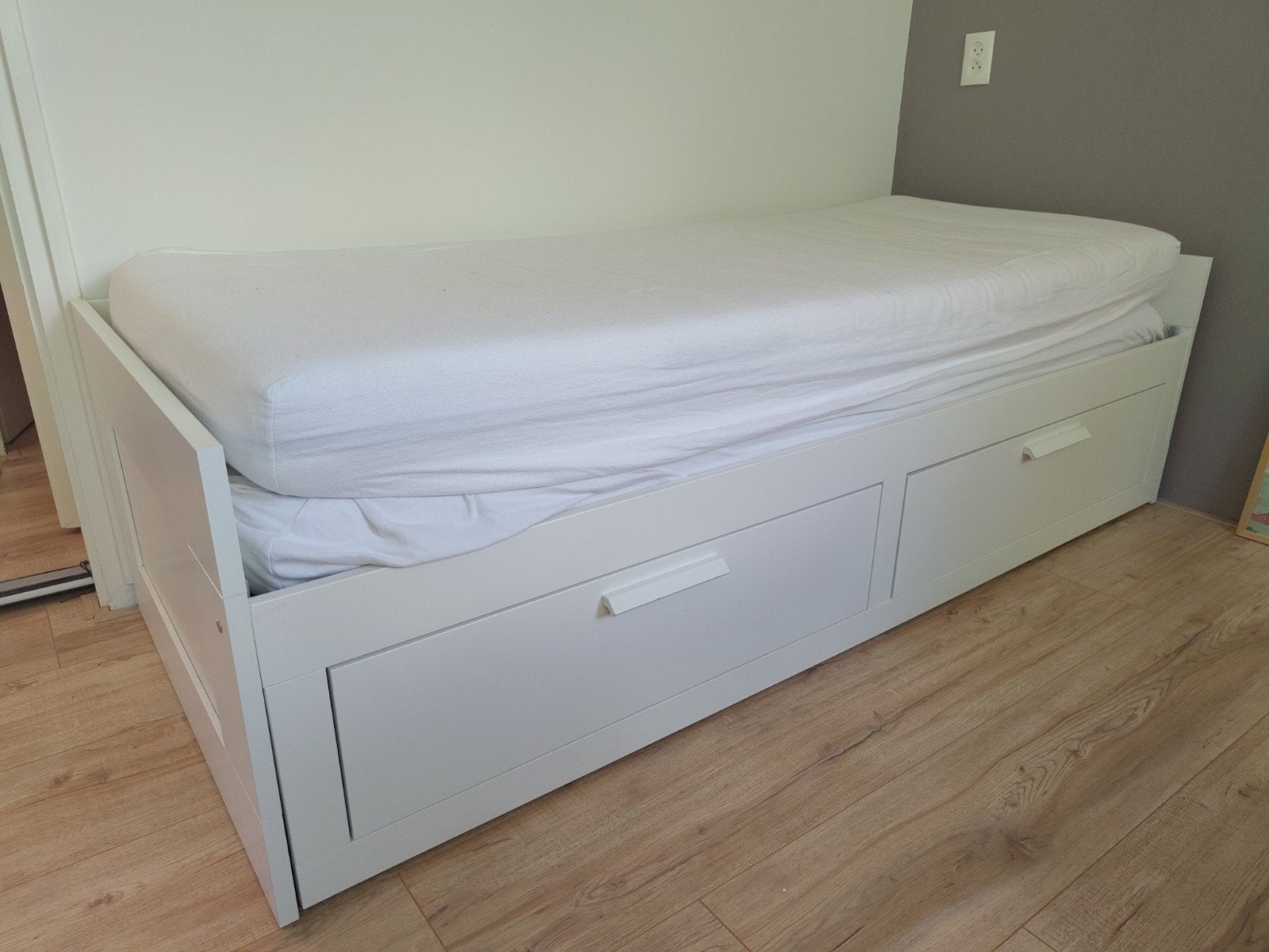 Brimnes wit uitschuifbed / bedbank 80x200cm, Ophalen, Gebruikt, Wit, Tweepersoons