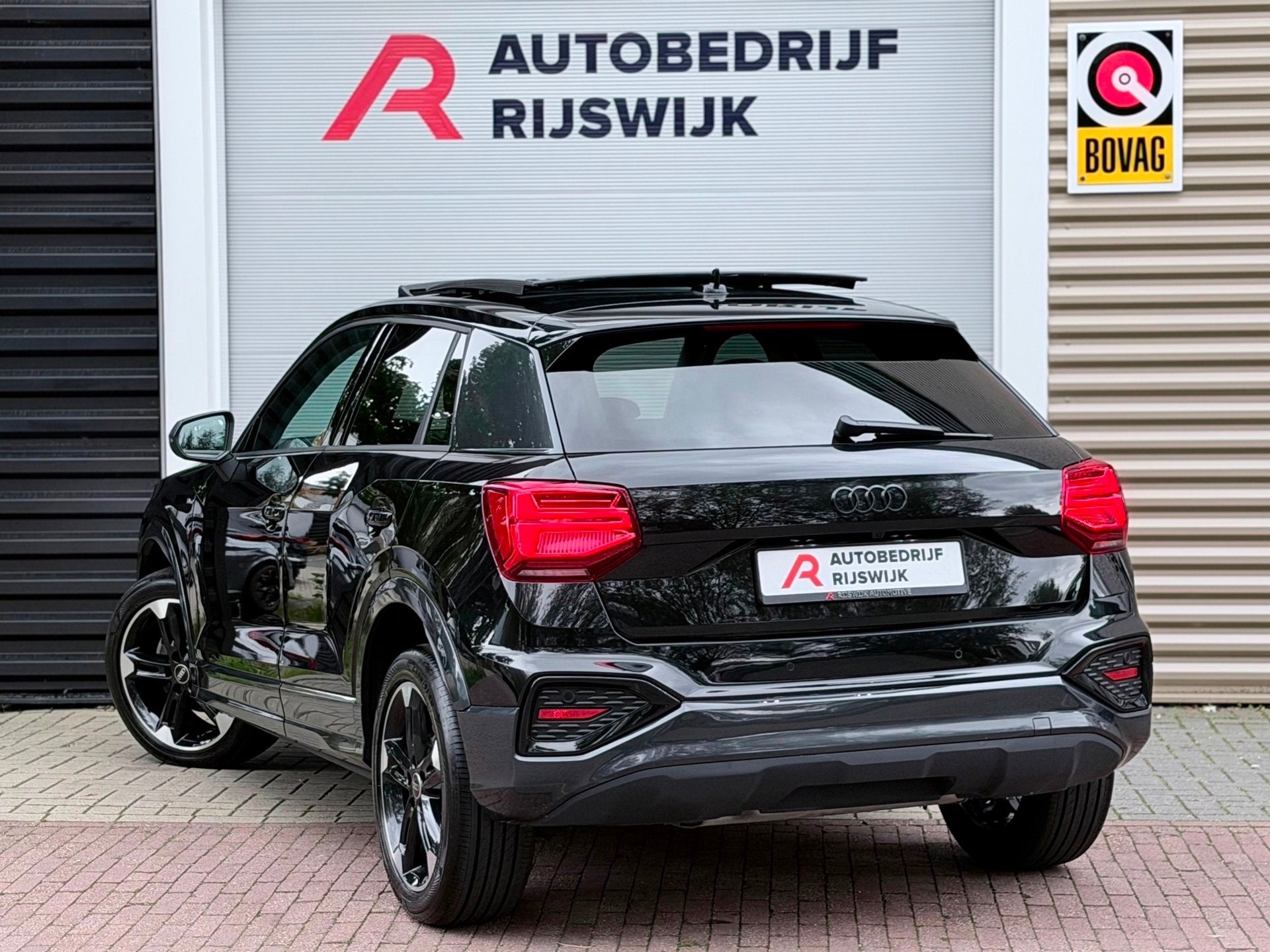 Audi Q2 35 TFSI S Edition Pano/Camera/Sfeer/Matrix, Auto's, Q2, 4 cilinders, Zwart, Bedrijf