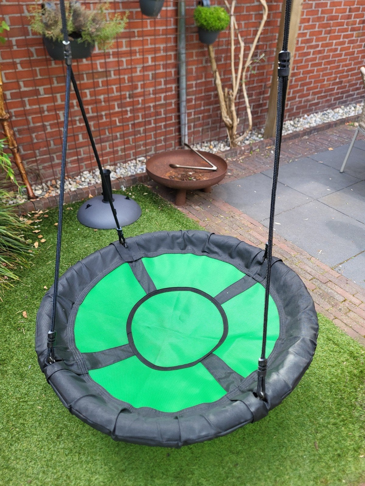 Nestschommel "Swibee" 1m diameter - Zeer goede conditie, Ophalen, Zo goed als nieuw, Schommel