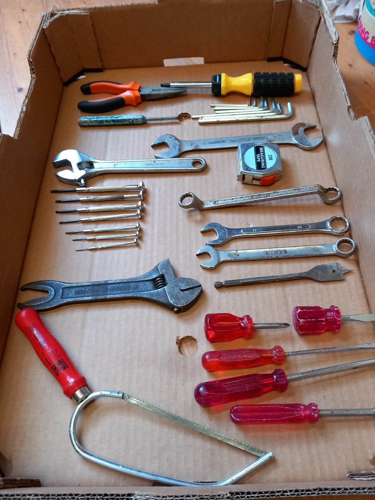 Handgereedschap, Ophalen
