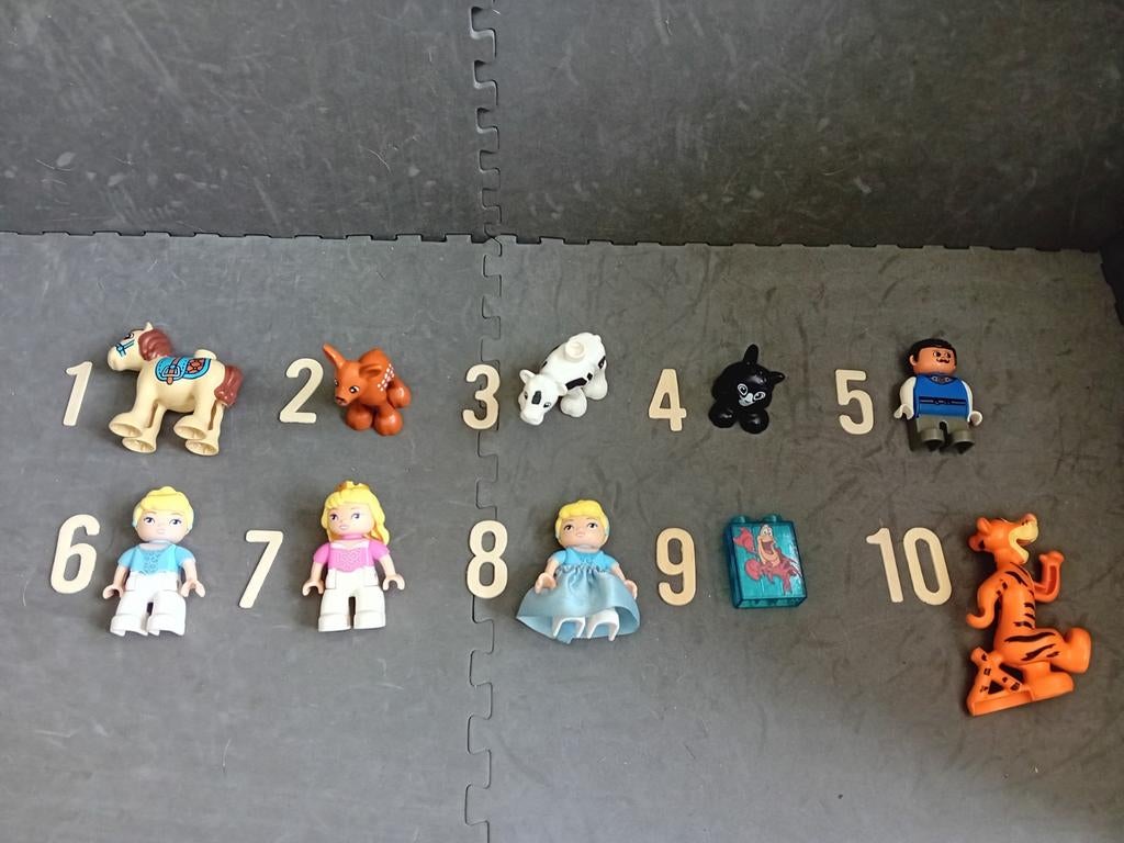 Lego Duplo 10 poppetjes o.a. disney, Kinderen en Baby's, Speelgoed | Duplo en Lego, Inclusief minifiguren, Gebruikt, ., Ophalen of Verzenden
