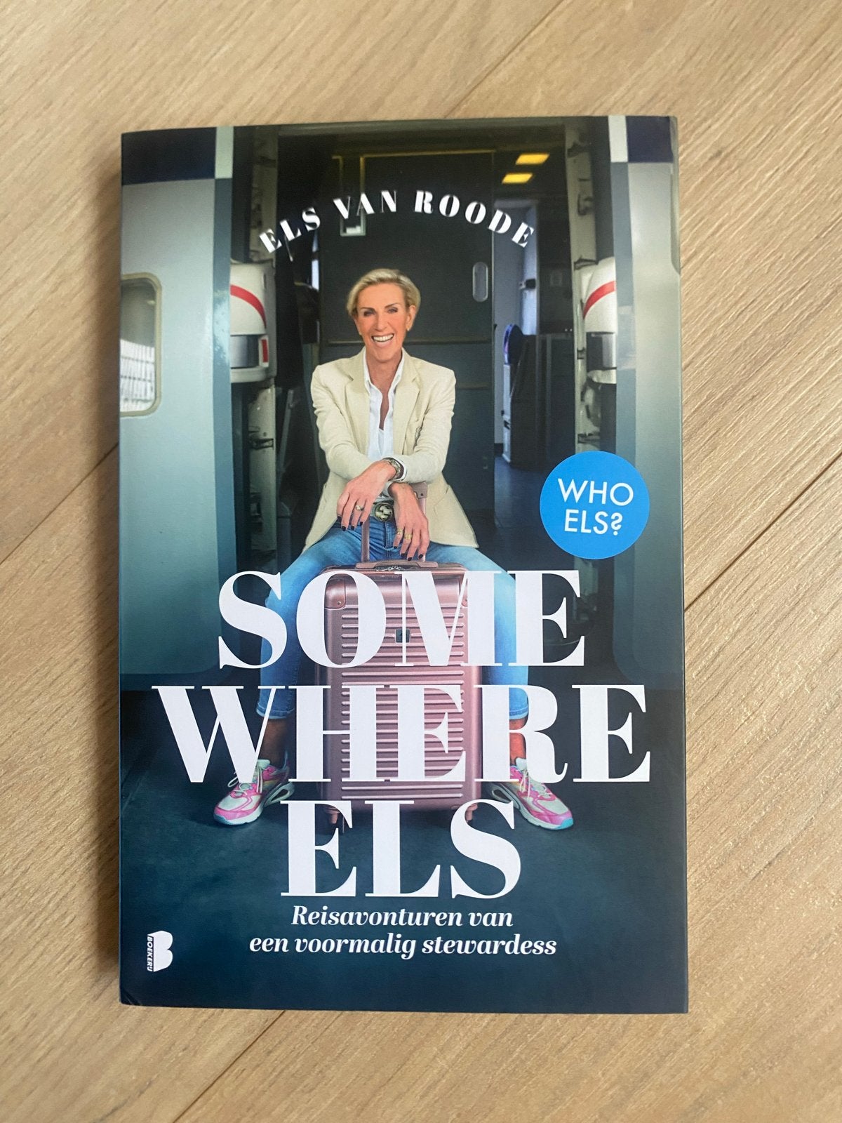 Somewhere Els - Reisavonturen van een stewardess, Boeken, Ophalen of Verzenden, Zo goed als nieuw, Europa