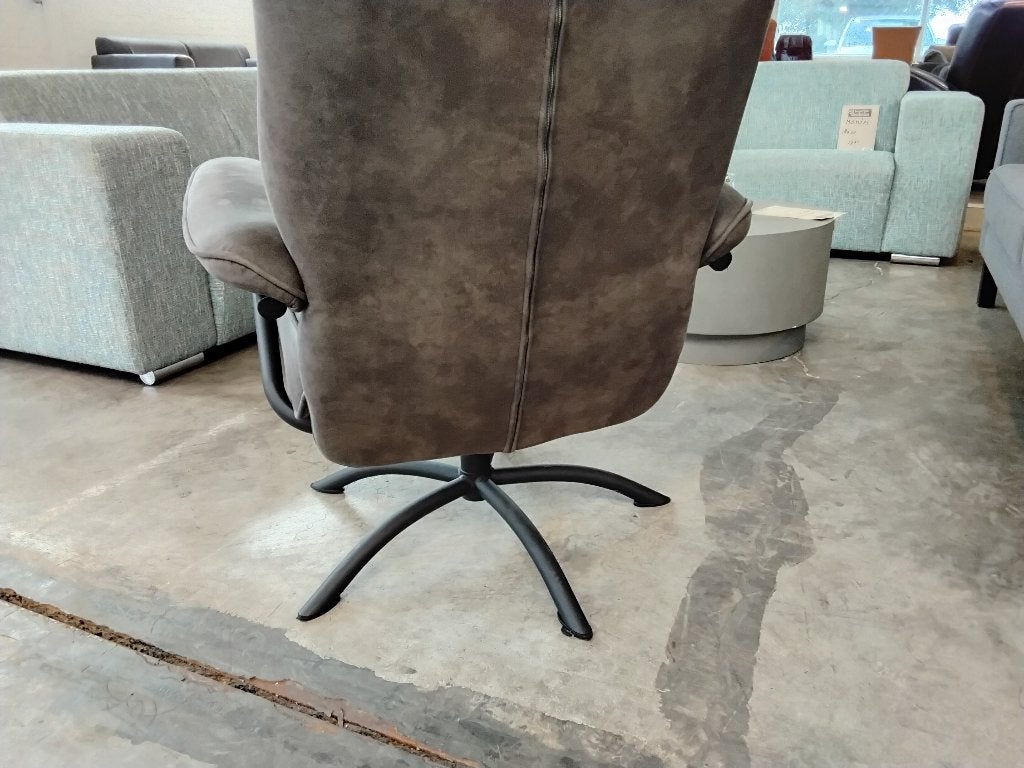 Relaxfauteuil i.z.g.st voor 150=! Second Life Wolvega, Ophalen, Overige materialen, 75 tot 100 cm, Zo goed als nieuw