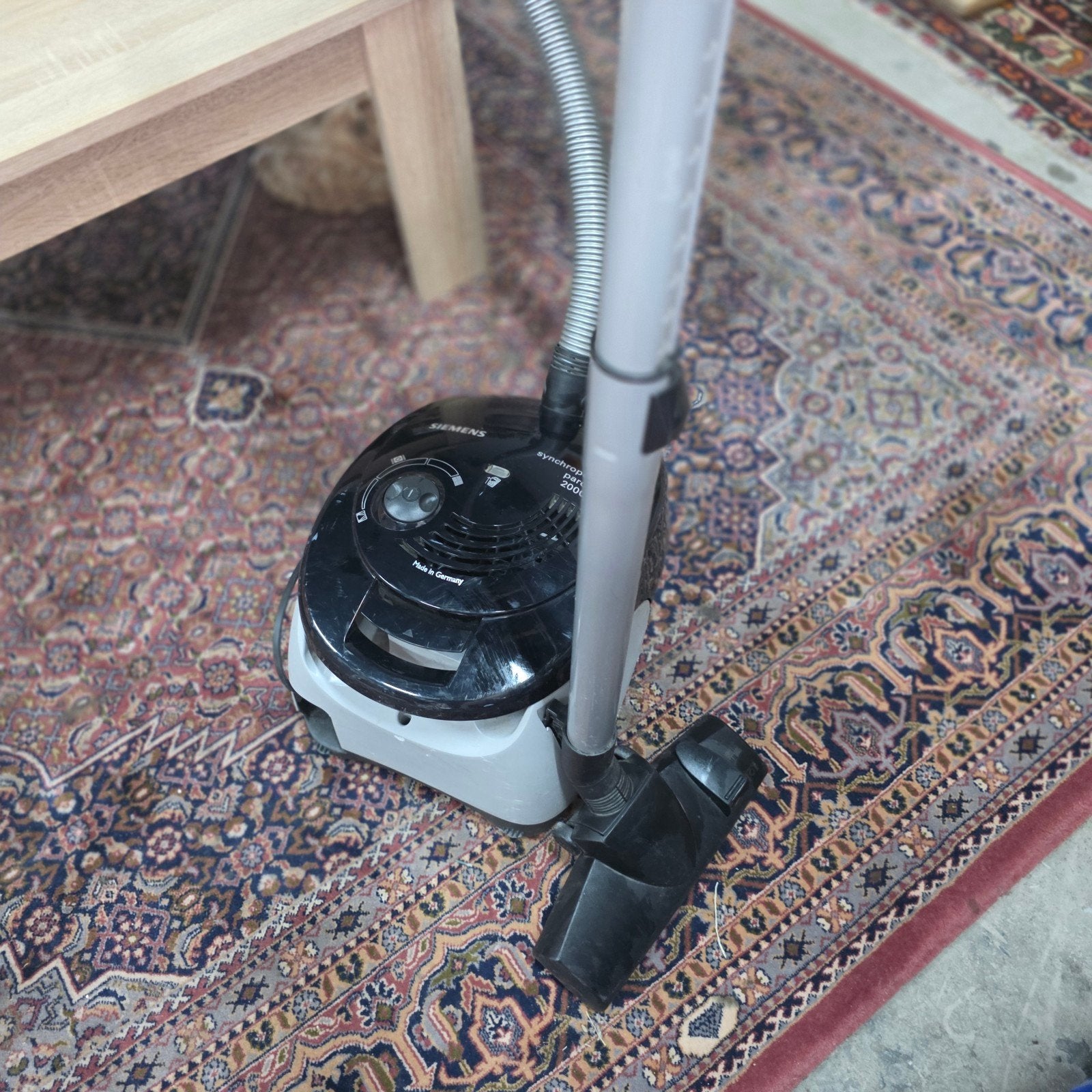 siemens 2000watt stofzuiger, Witgoed en Apparatuur, Ophalen of Verzenden, Zo goed als nieuw