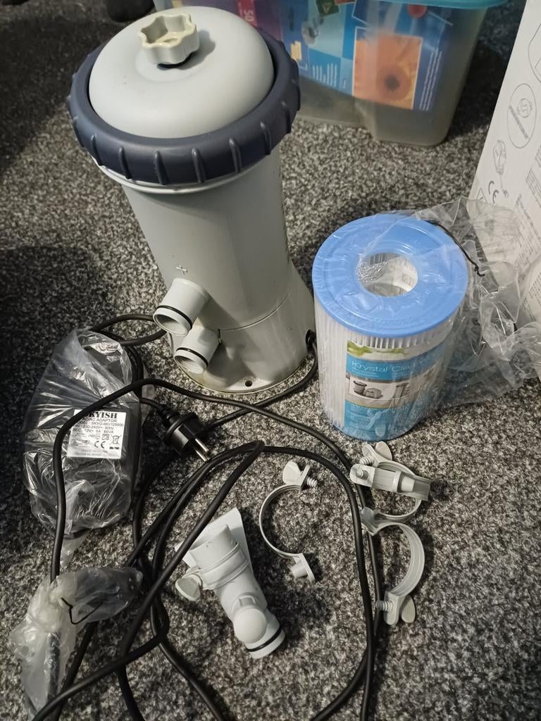 Intex zwembadfilterpomp €15, Tuin en Terras, Zwembad-toebehoren, Ophalen