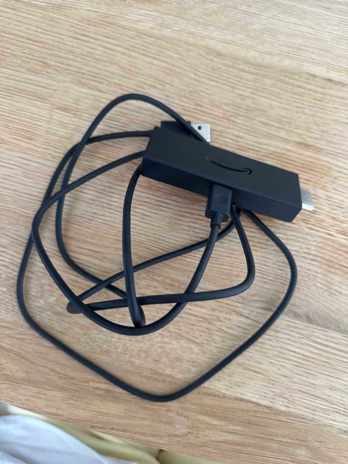 Amazon Fire TV Stick met afstandsbediening, Ophalen, Zo goed als nieuw, HDMI, Minder dan 500 GB