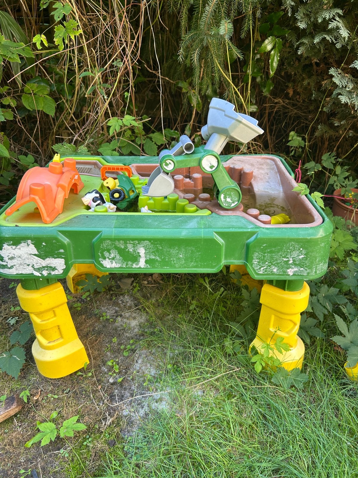 Gebruikte zand- en watertafel met accessoires (boerderij), Ophalen, Gebruikt