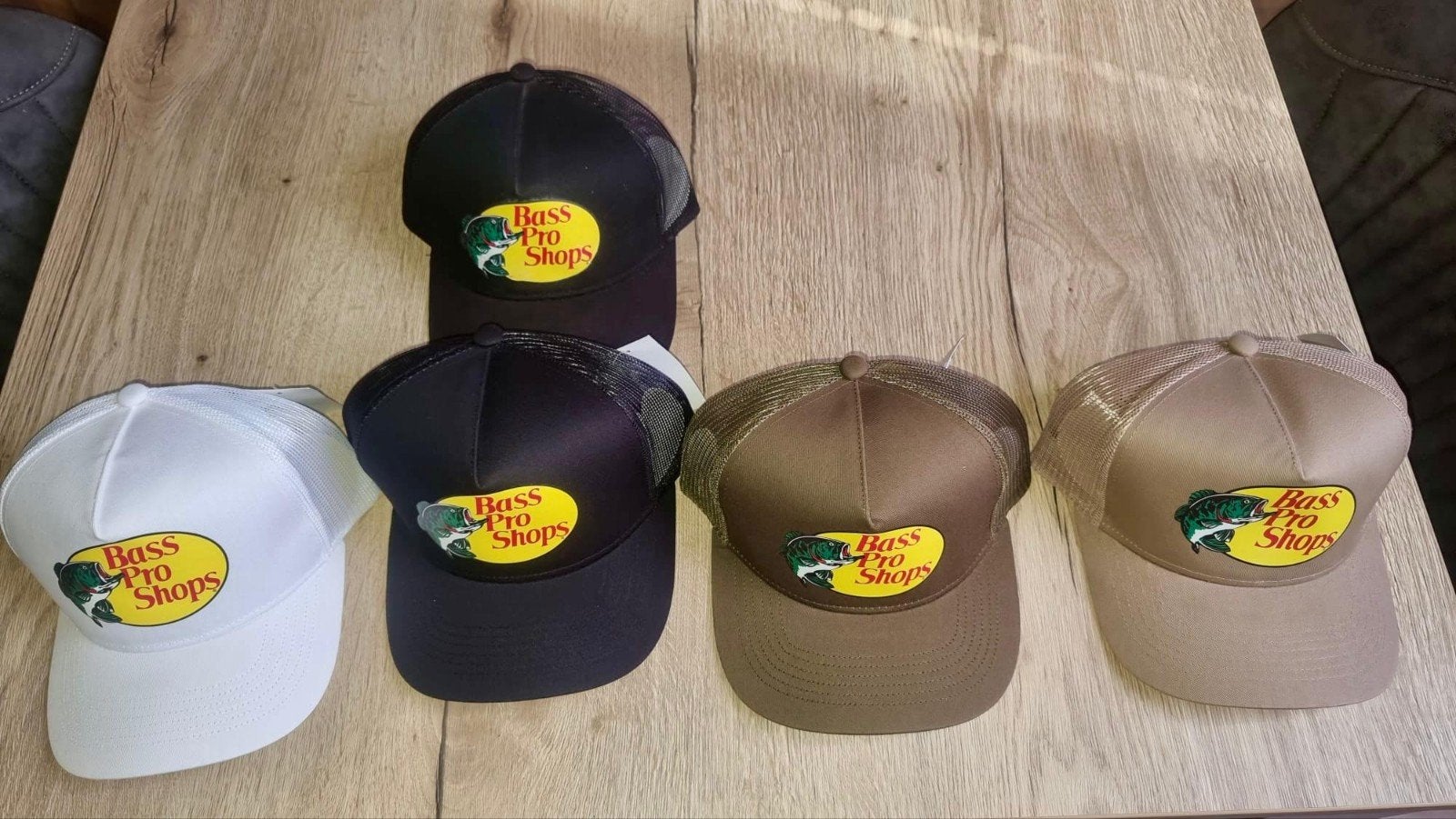 Bass Pro Shops Trucker Caps, Nieuw, Pet, Bass pro shops, One size fits all