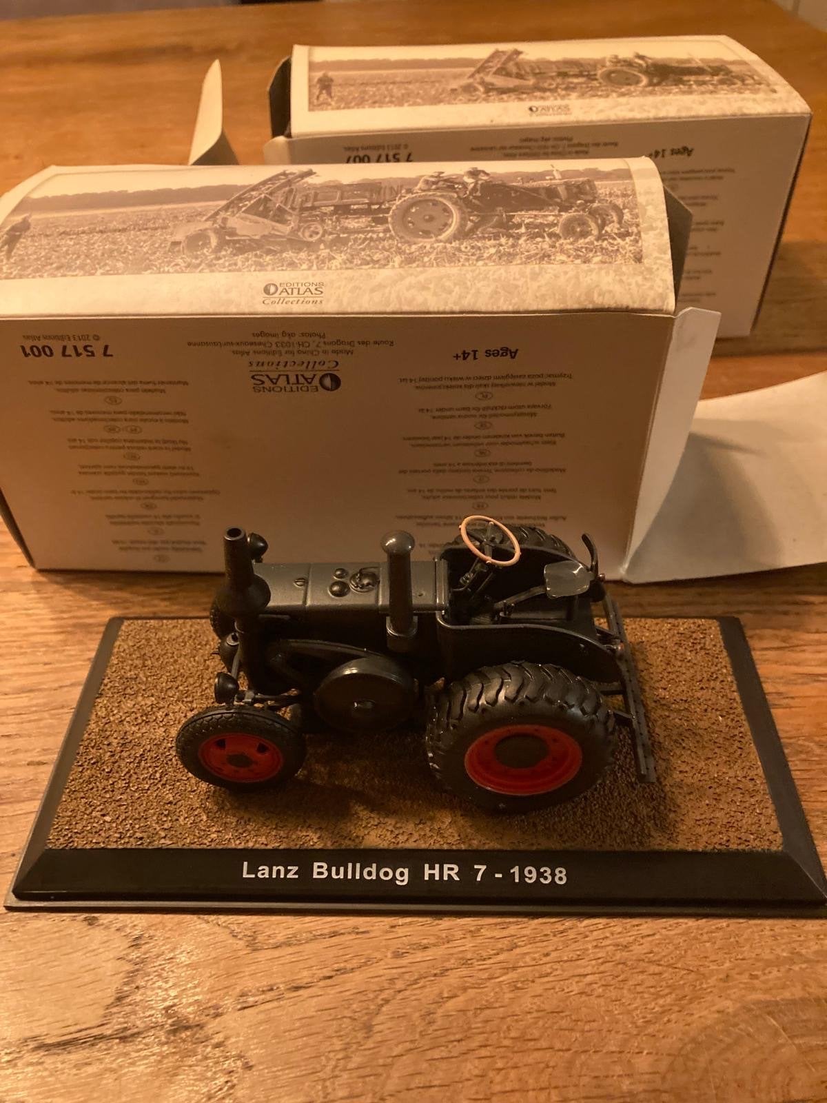 Lanz Bulldog HR 7 - 1938 Model Tractor - Atlas Collections, Overige merken, 1:50 of kleiner, Overige typen, Ophalen of Verzenden