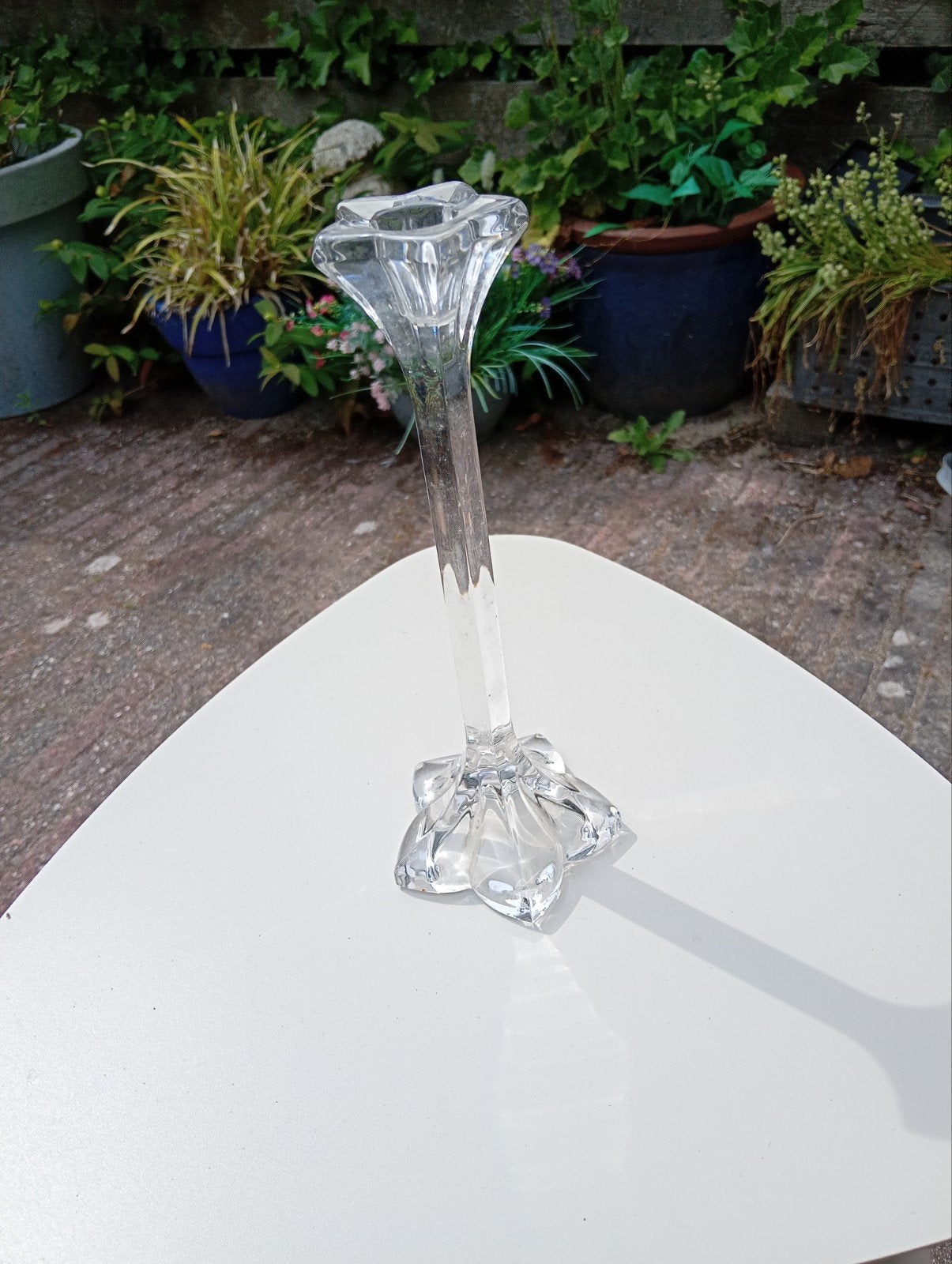 Elegante glazen kandelaar - Stervormige voet, Ophalen of Verzenden, Zo goed als nieuw, Overige materialen, Kandelaar