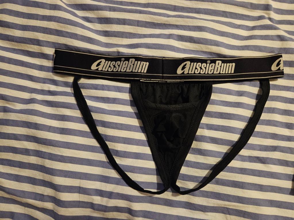 Mooie jocks, Verzenden