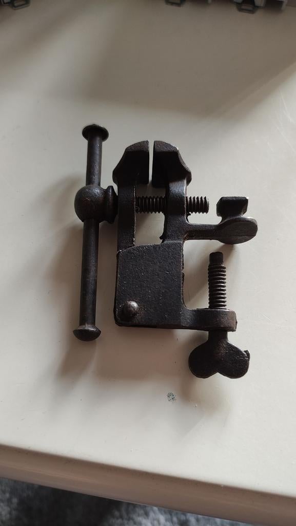 Mini vintage juweliers bankschroef, Antiek en Kunst, Antiek | Gereedschap en Instrumenten, Ophalen of Verzenden