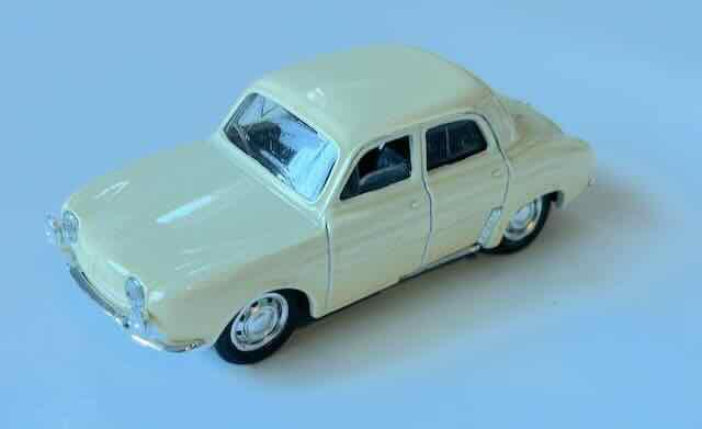 Reanault Dauphine  - Solido 1-43, Ophalen of Verzenden, Zo goed als nieuw, Auto, Solido