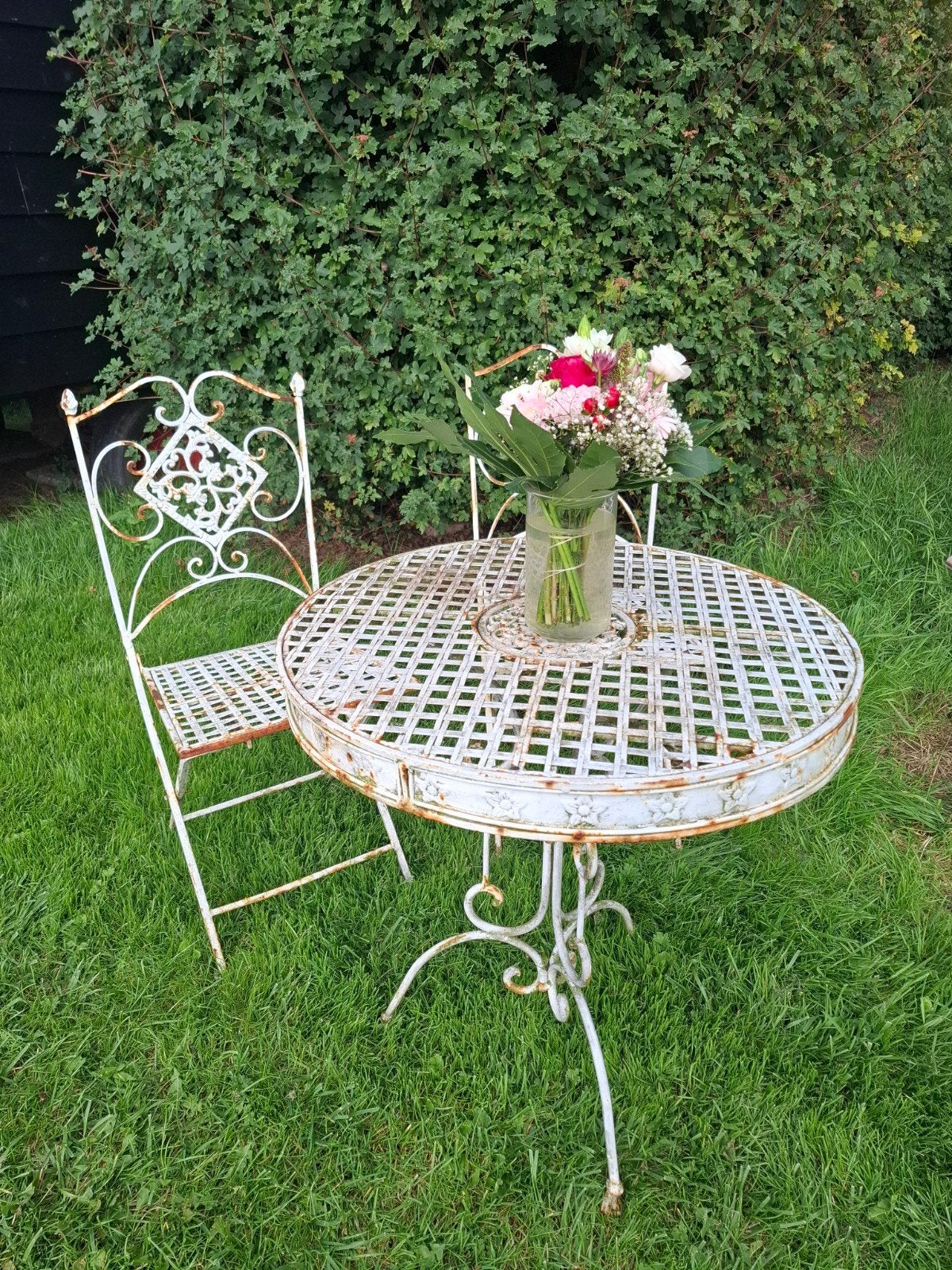 Brocante gietijzeren tuinset ronde tafel + 2 stoelen, Tuin en Terras, Ophalen, Gebruikt, Overige materialen, 2 zitplaatsen